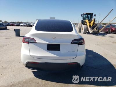Zdjęcie 6 z 14 samochodu: 2023 TESLA MODEL Y VIN:7SAYGAEE0PF686760 - miniatura