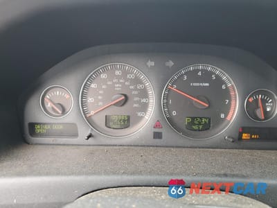 Zdjęcie 9 z 12 samochodu: 2005 VOLVO S60 T5 VIN:YV1RS547652456564 - miniatura