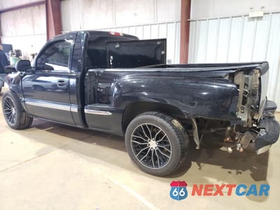 Drugie zdjęcie samochodu z przodu: 2000 GMC NEW SIERRA C1500 VIN:1GTEC14T2YZ291728 - miniatura