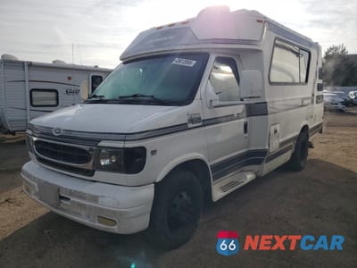 Drugie zdjęcie samochodu z przodu: 2000 FORD ECONOLINE E350 SUPER DUTY CUTAWAY VAN VIN:1FDWE35S0YHB89975 - miniatura