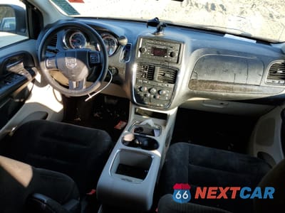 Zdjęcie 8 z 13 samochodu: 2016 DODGE GRAND CARAVAN SXT VIN:2C4RDGCG6GR376358 - miniatura