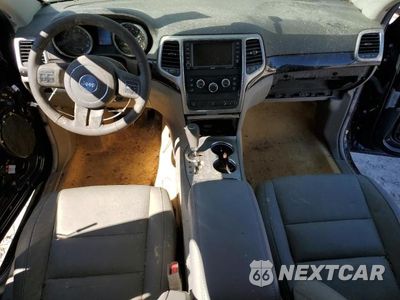 Zdjęcie 8 z 14 samochodu: 2013 JEEP GRAND CHEROKEE LAREDO VIN:1C4RJEAG7DC588531 - miniatura