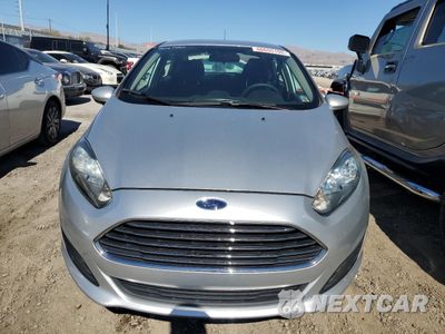 Piąte zdjęcie samochodu w środku: 2017 FORD FIESTA S VIN:3FADP4AJ7HM140394 - miniatura