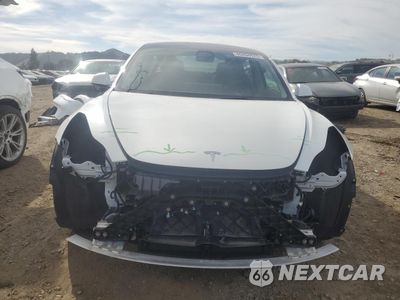 Piąte zdjęcie samochodu w środku: 2023 TESLA MODEL 3 VIN:5YJ3E1EA9PF546149 - miniatura