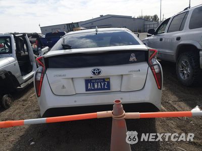 Zdjęcie 6 z 13 samochodu: 2018 TOYOTA PRIUS VIN:JTDKARFU2J3552278 - miniatura