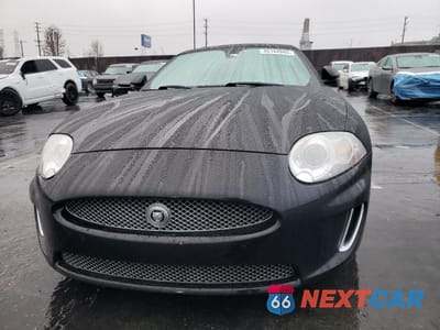 Piąte zdjęcie samochodu w środku: 2010 JAGUAR XK PORTFOLIO VIN:SAJWA4GB5ALB36022 - miniatura