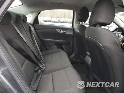 Zdjęcie 10 z 12 samochodu: 2021 KIA FORTE FE VIN:3KPF24AD5ME353151 - miniatura