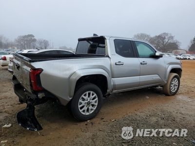 Trzecie zdjęcie samochodu z tyłu: 2024 TOYOTA TACOMA DOUBLE CAB VIN:3TYLB5JN1RT037331 - miniatura