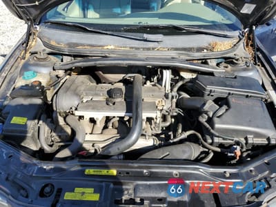 Zdjęcie 11 z 11 samochodu: 2004 VOLVO V70 FWD VIN:YV1SW59V542407951 - miniatura