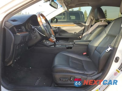 Zdjęcie 7 z 12 samochodu: 2014 LEXUS ES 300H VIN:JTHBW1GG1E2049718 - miniatura