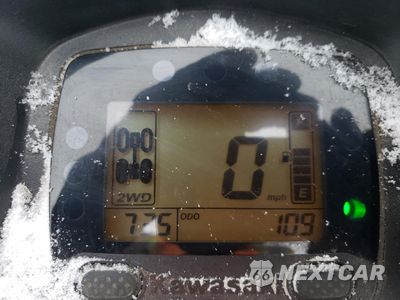 Zdjęcie 8 z 10 samochodu: 2015 KAWASAKI KVF750 J VIN:JKAVFDJ13FB505427 - miniatura