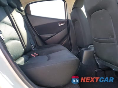 Zdjęcie 10 z 14 samochodu: 2018 TOYOTA YARIS IA VIN:3MYDLBYV0JY316995 - miniatura