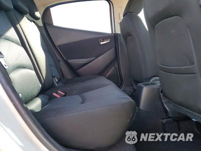 Zdjęcie 10 z 14 samochodu: 2018 TOYOTA YARIS IA VIN:3MYDLBYV0JY316995 - miniatura