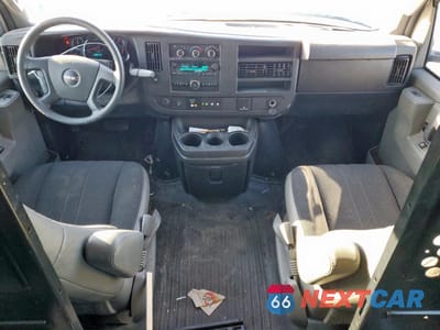 Zdjęcie 8 z 14 samochodu: 2019 GMC SAVANA G2500 VIN:1GTW7AFG1K1339265 - miniatura