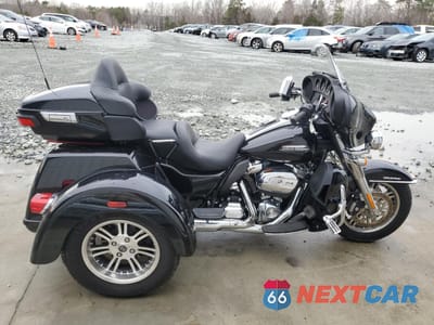 2019 HARLEY-DAVIDSON FLHTCUTG 1HD1MAF18KB858448 - główne zdjęcie licytacji z USA - miniatura