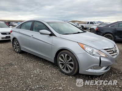 Czwarte zdjęcie samochodu z boku: 2013 HYUNDAI SONATA SE VIN:5NPEC4AB0DH756098 - miniatura