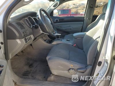 Zdjęcie 7 z 14 samochodu: 2006 TOYOTA TACOMA DOUBLE CAB VIN:5TELU42N96Z163210 - miniatura