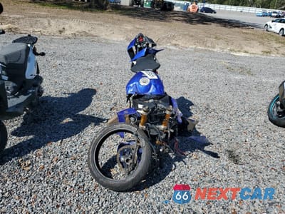 Drugie zdjęcie samochodu z przodu: 2018 YAMAHA YZFR6 VIN:JYARJ28E5JA003693 - miniatura