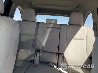 Zdjęcie 10 z 13 samochodu: 2016 TOYOTA HIGHLANDER LE VIN:5TDZKRFH1GS150242 - miniatura