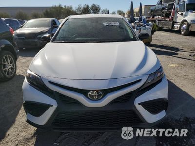 Piąte zdjęcie samochodu w środku: 2021 TOYOTA CAMRY SE VIN:4T1G11BK5MU030976 - miniatura