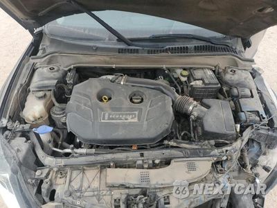 Zdjęcie 11 z 12 samochodu: 2016 LINCOLN MKZ VIN:3LN6L2G92GR625071 - miniatura