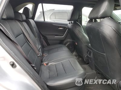 Zdjęcie 11 z 16 samochodu: 2019 TOYOTA RAV4 XSE VIN:JTMEWRFVXKD516342 - miniatura