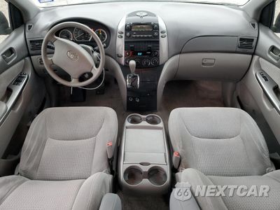 Zdjęcie 8 z 13 samochodu: 2010 TOYOTA SIENNA CE VIN:5TDKK4CC9AS302806 - miniatura