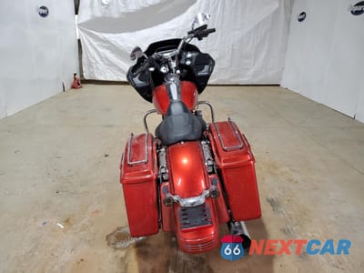 Czwarte zdjęcie samochodu z boku: 2013 HARLEY-DAVIDSON FLTRX ROAD GLIDE CUSTOM VIN:1HD1KHM16DB678616 - miniatura