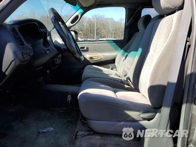 Zdjęcie 7 z 12 samochodu: 2006 TOYOTA TUNDRA ACCESS CAB SR5 VIN:5TBBT44185S457940 - miniatura