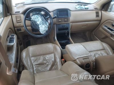 Zdjęcie 8 z 13 samochodu: 2003 HONDA PILOT EXL VIN:2HKYF18533H586398 - miniatura