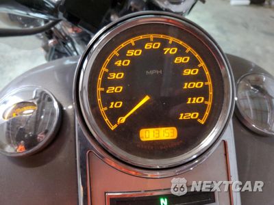 Zdjęcie 7 z 8 samochodu: 2016 HARLEY-DAVIDSON FLHR ROAD KING VIN:1HD1FBM13GB653730 - miniatura