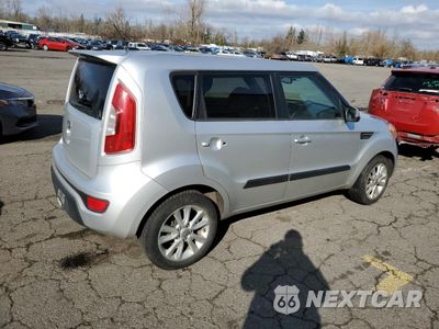 Trzecie zdjęcie samochodu z tyłu: 2013 KIA SOUL + VIN:KNDJT2A6XD7506541 - miniatura