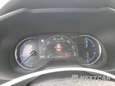 Zdjęcie 9 z 16 samochodu: 2019 TOYOTA RAV4 XSE VIN:JTMEWRFVXKD516342 - miniatura