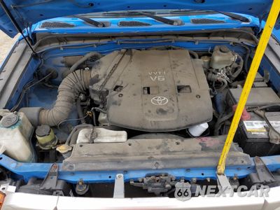 Zdjęcie 13 z 15 samochodu: 2007 TOYOTA FJ CRUISER VIN:JTEZU11F170011311 - miniatura