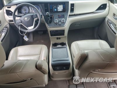 Zdjęcie 8 z 15 samochodu: 2017 TOYOTA SIENNA XLE VIN:5TDYZ3DC0HS842246 - miniatura