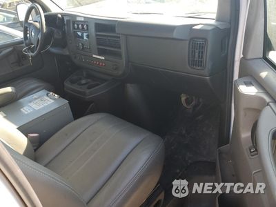 Zdjęcie 8 z 13 samochodu: 2014 CHEVROLET EXPRESS G2500 VIN:1GCWGFCA3E1111916 - miniatura