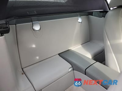 Zdjęcie 10 z 14 samochodu: 2005 MERCEDES-BENZ SL 500 VIN:WDBSK75F65F088631 - miniatura