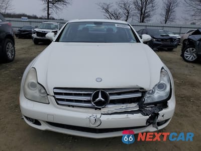 Piąte zdjęcie samochodu w środku: 2006 MERCEDES-BENZ CLS 500C VIN:WDDDJ75X56A022811 - miniatura