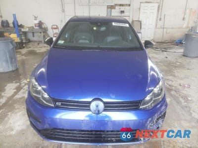 Piąte zdjęcie samochodu w środku: 2018 VOLKSWAGEN GOLF R VIN:WVWWF7AU3JW068701 - miniatura