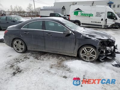 Czwarte zdjęcie samochodu z boku: 2018 MERCEDES-BENZ CLA 250 4MATIC VIN:WDDSJ4GB4JN592629 - miniatura