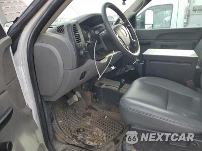 Zdjęcie 6 z 10 samochodu: 2012 CHEVROLET SILVERADO K3500 VIN:1GB3KZCG3CF205516 - miniatura