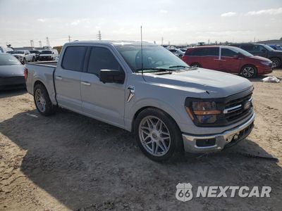 Czwarte zdjęcie samochodu z boku: 2024 FORD F150 XLT VIN:1FTEW3K81RKD15710 - miniatura