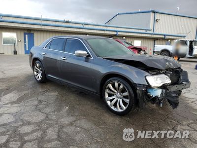 Czwarte zdjęcie samochodu z boku: 2019 CHRYSLER 300 LIMITED VIN:2C3CCAEG1KH585691 - miniatura
