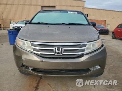 Piąte zdjęcie samochodu w środku: 2013 HONDA ODYSSEY TOURING VIN:5FNRL5H96DB066008 - miniatura