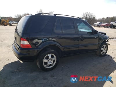 Trzecie zdjęcie samochodu z tyłu: 2004 MERCEDES-BENZ ML 350 VIN:4JGAB57E84A489028 - miniatura