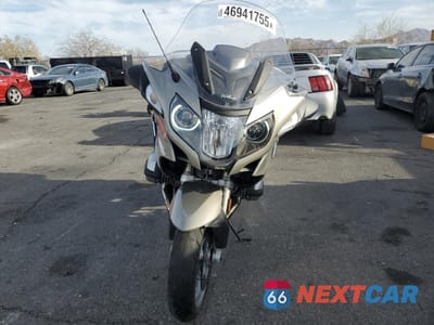 Drugie zdjęcie samochodu z przodu: 2016 BMW R1200 RT VIN:WB10A1308GZ195251 - miniatura