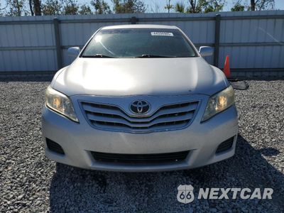 Piąte zdjęcie samochodu w środku: 2011 TOYOTA CAMRY BASE VIN:4T1BF3EK0BU751111 - miniatura