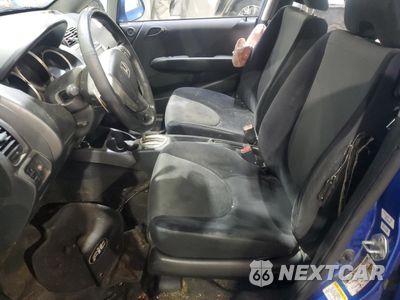Zdjęcie 7 z 12 samochodu: 2007 HONDA FIT S VIN:JHMGD38637S049624 - miniatura