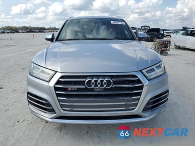 Piąte zdjęcie samochodu w środku: 2018 AUDI SQ5 PREMIUM PLUS VIN:WA1A4AFY1J2155507 - miniatura