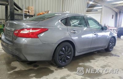 Trzecie zdjęcie samochodu z tyłu: 2016 NISSAN ALTIMA 2.5 VIN:1N4AL3AP8GC229548 - miniatura